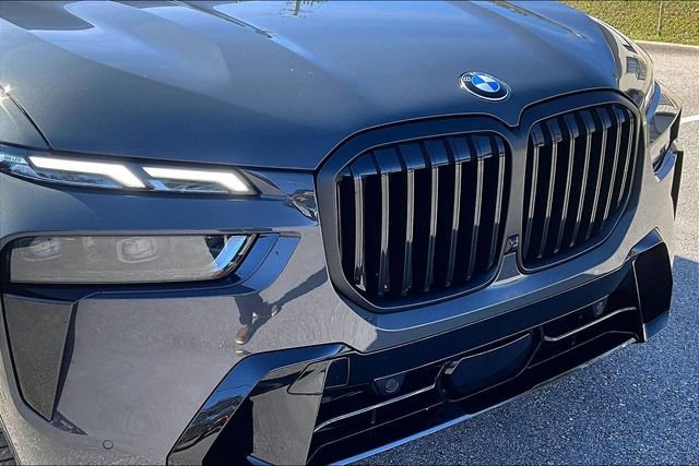 Used 2026 BMW X7 xDrive40i w/ Executive Package image 34