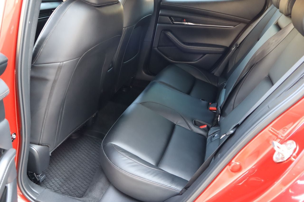 Used 2025 MAZDA MAZDA3 s FWD image 6
