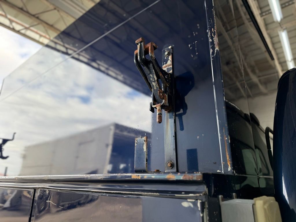 Used 2011 Ford F550 4x4 SuperCab Super Duty w/ PWR Equipment Group image 14