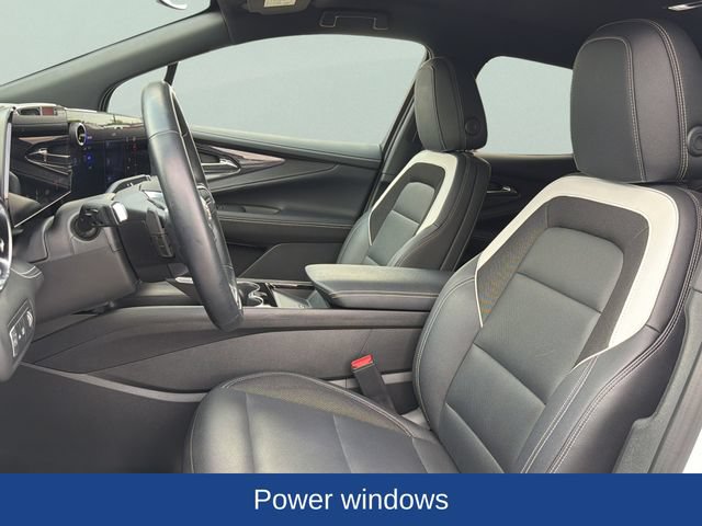 Used 2024 Chevrolet Blazer EV LT AWD/4WD image 15