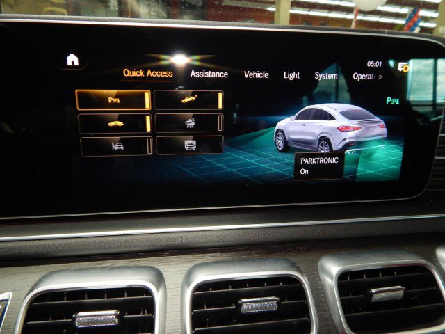 Used 2023 Mercedes-Benz GLE 53 AMG AMG GLE 53 AWD image 29