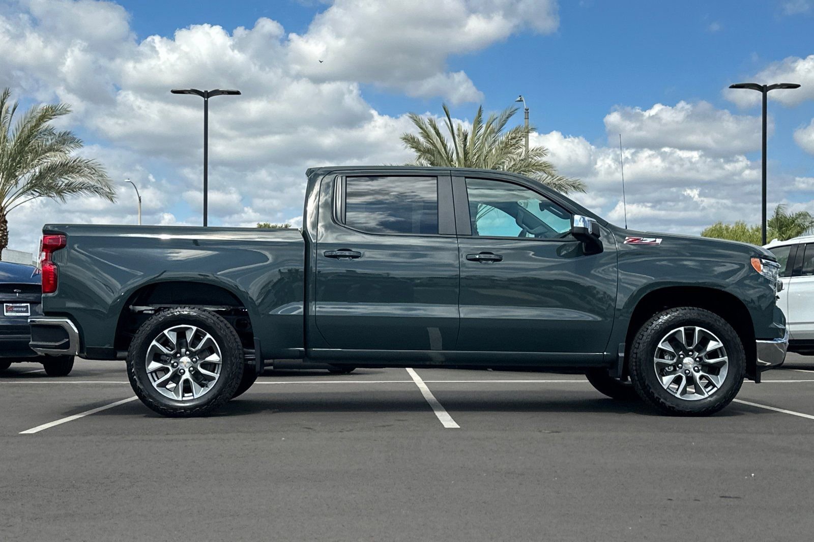 New 2026 Chevrolet Silverado 1500 LT w/ Z71 Off-Road Package image 3