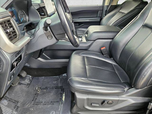 Used 2024 Ford Expedition XLT AWD/4WD image 16