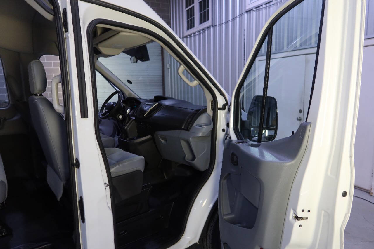 Used 2016 Ford Transit 350 XL image 12