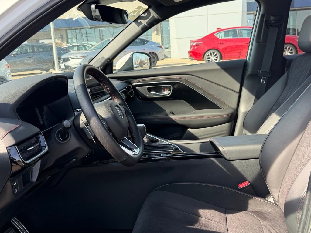 Certified 2025 Acura ADX A-Spec image 9