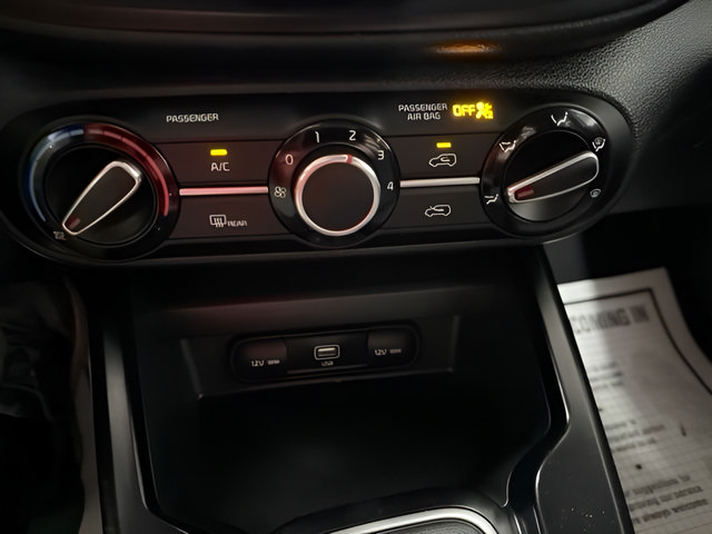 Used 2020 Kia Soul S FWD image 23