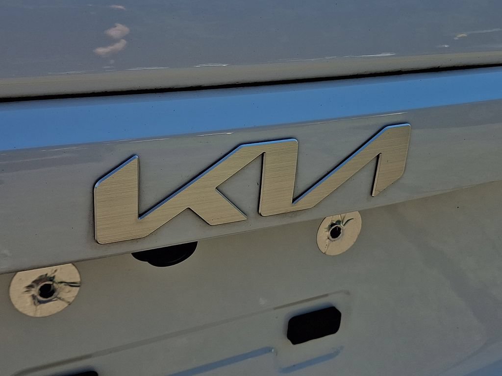 Used 2024 Kia Niro FWD image 32