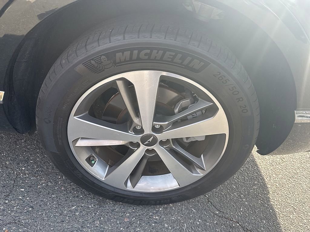 Used 2023 Genesis GV80 2.5T w/ Prestige 20" Package image 19