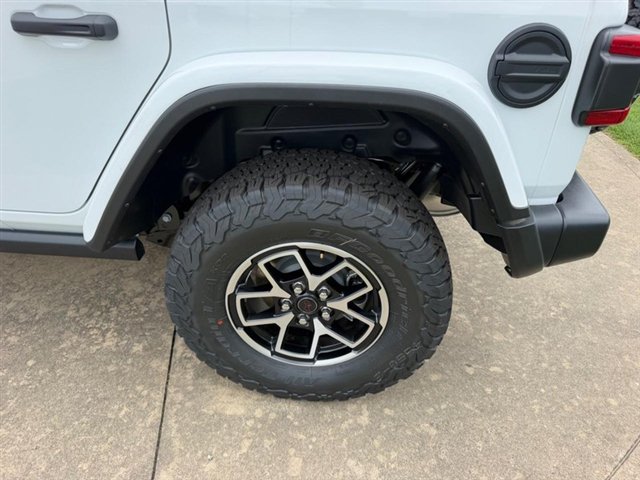 New 2026 Jeep Wrangler Unlimited Rubicon w/ Safety Group AWD/4WD image 6