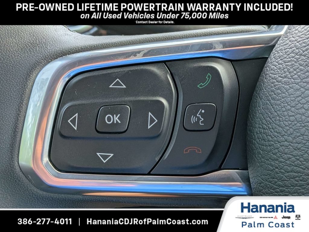 Used 2023 Jeep Wrangler Unlimited Sahara AWD/4WD image 24