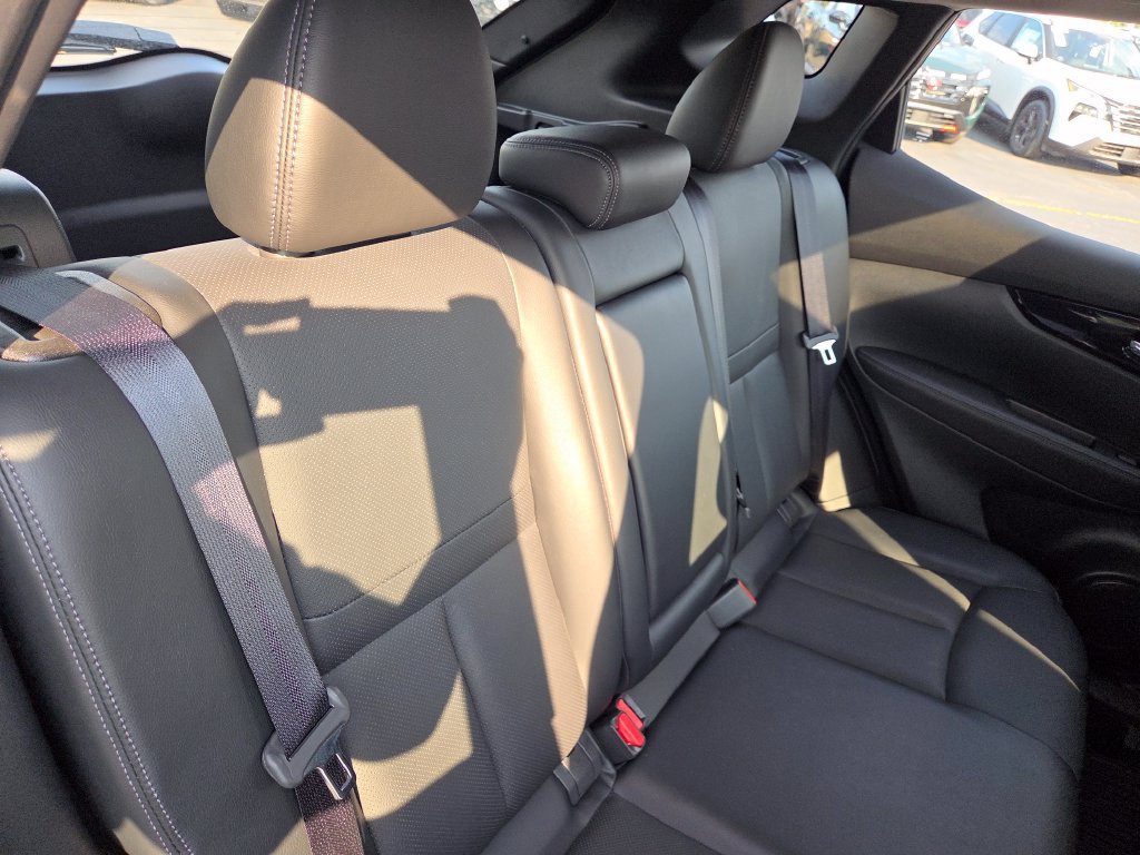 Used 2019 Nissan Rogue Sport SL w/ Premium Package AWD/4WD image 29