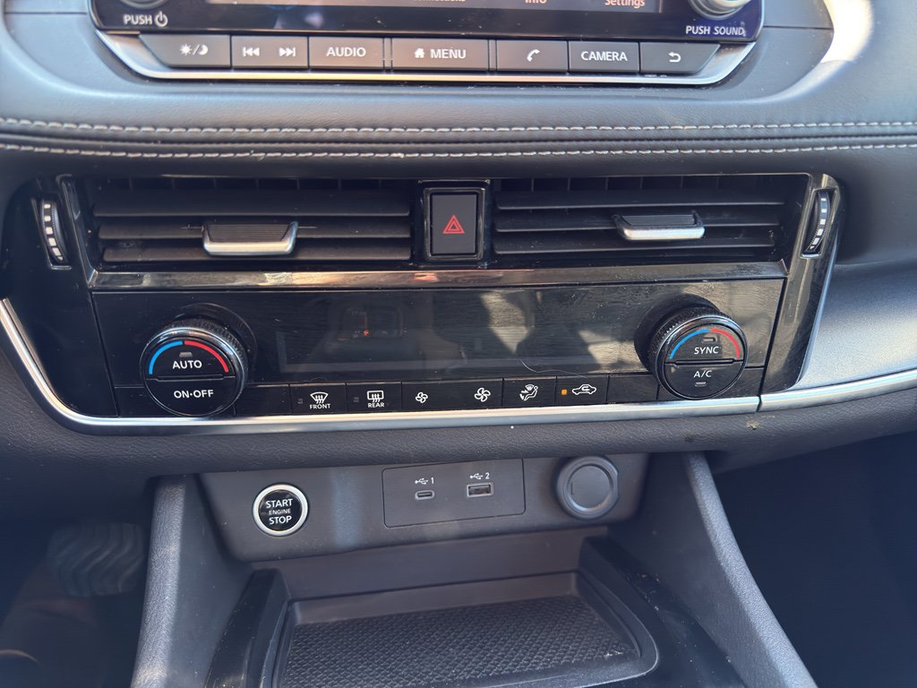 Used 2021 Nissan Rogue SV AWD/4WD image 16