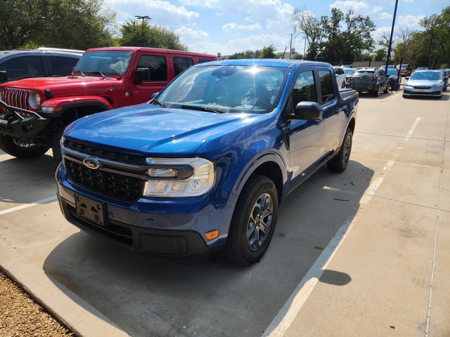 Used 2023 Ford Maverick XLT FWD image 2