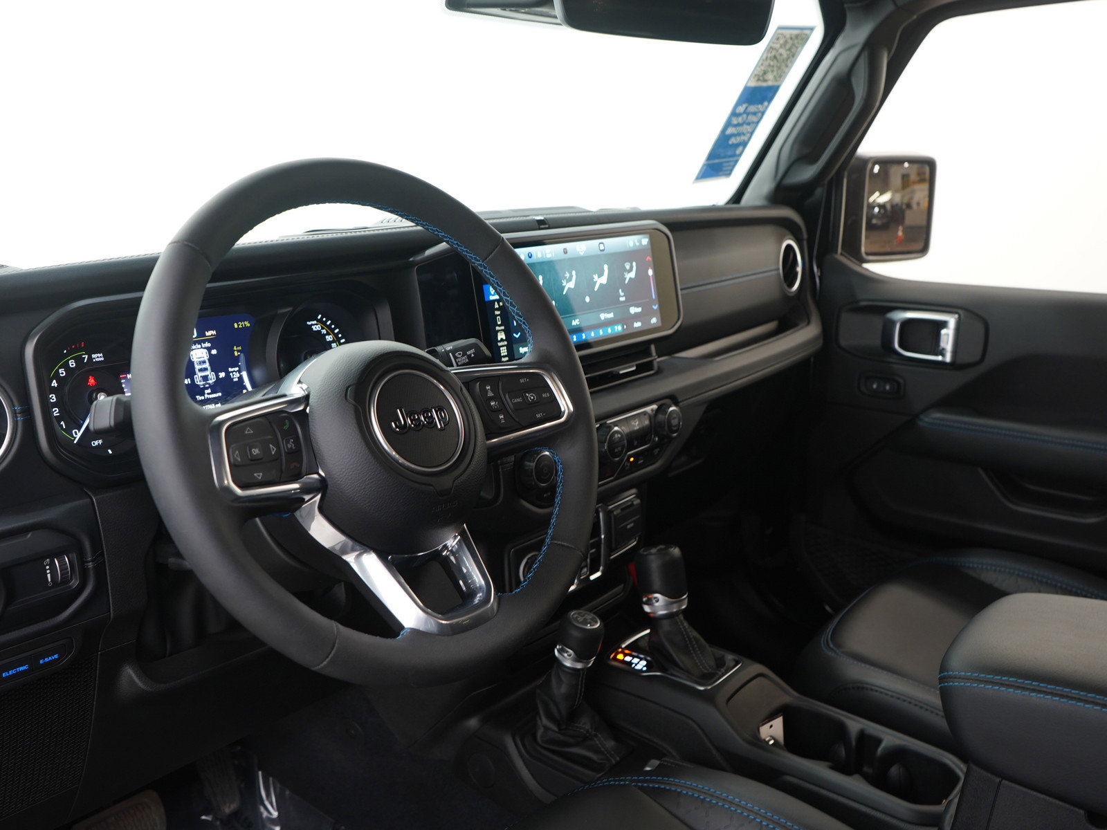 Used 2024 Jeep Wrangler High Altitude image 24