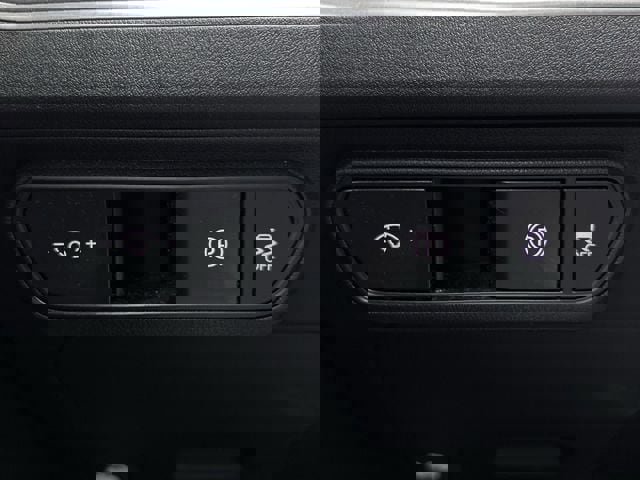 Used 2025 Kia K4 EX image 23