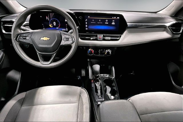 Used 2024 Chevrolet TrailBlazer LS FWD image 8