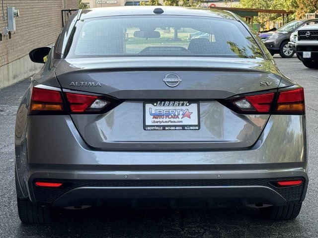 Used 2024 Nissan Altima 2.5 SV FWD image 18