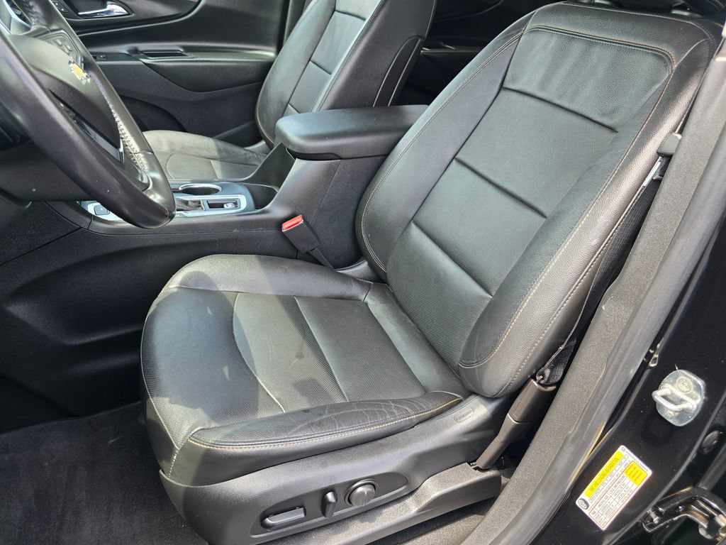 Used 2020 Chevrolet Equinox LT w/ Midnight Edition AWD/4WD image 17