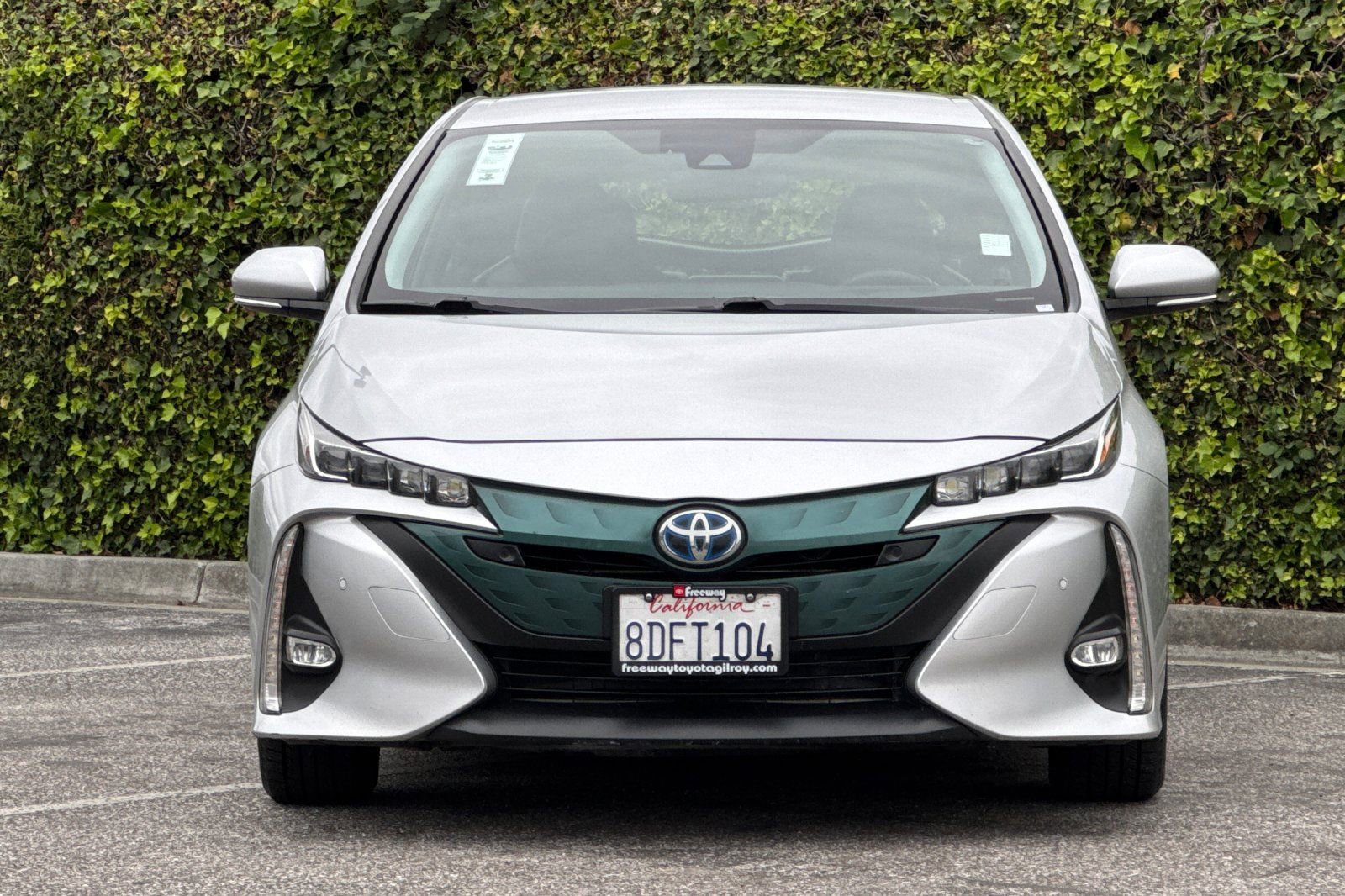 Used 2017 Toyota Prius Prime Advanced FWD image 10