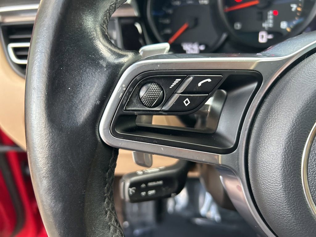 Used 2020 Porsche Macan image 52
