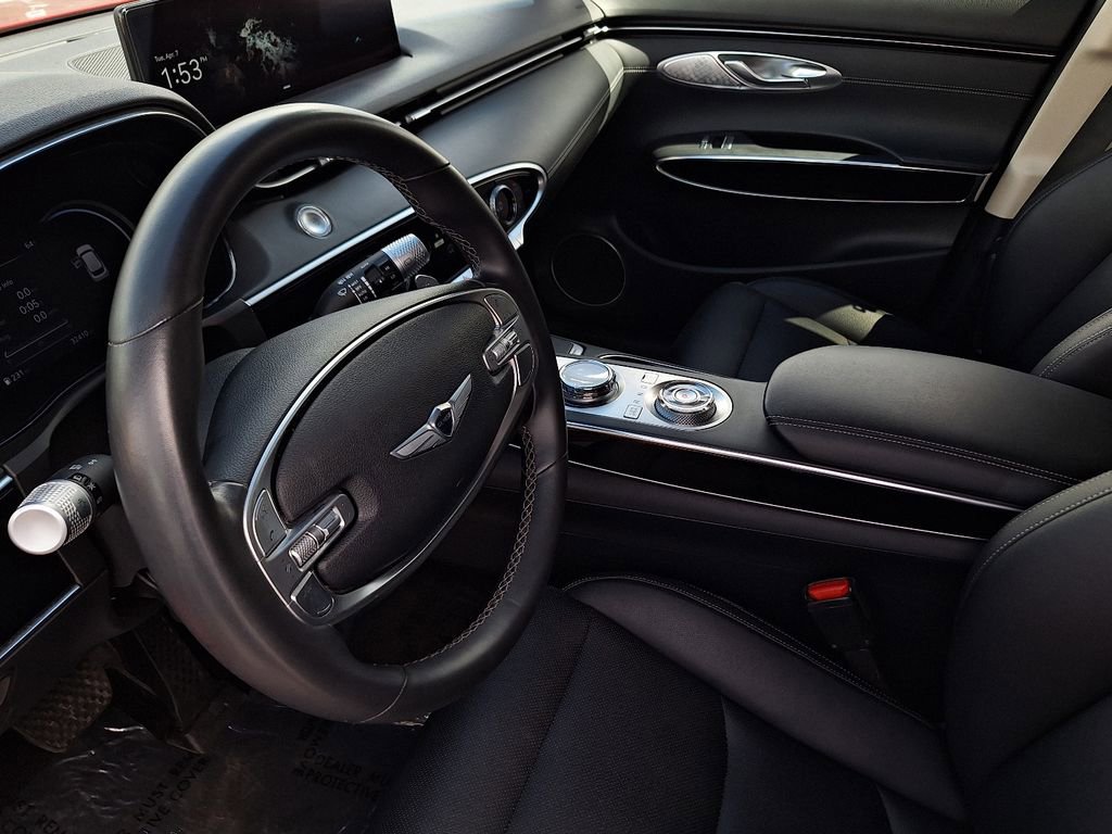 Used 2025 Genesis GV70 2.5T image 10