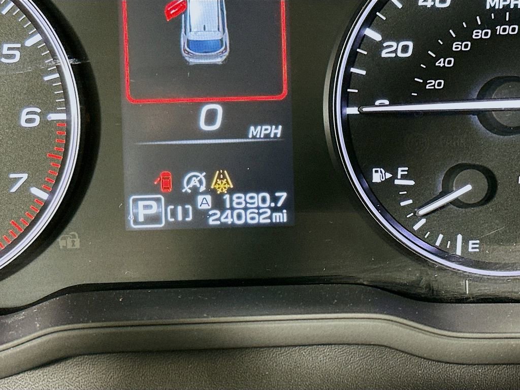 Certified 2025 Subaru Crosstrek 2.0i Premium image 17