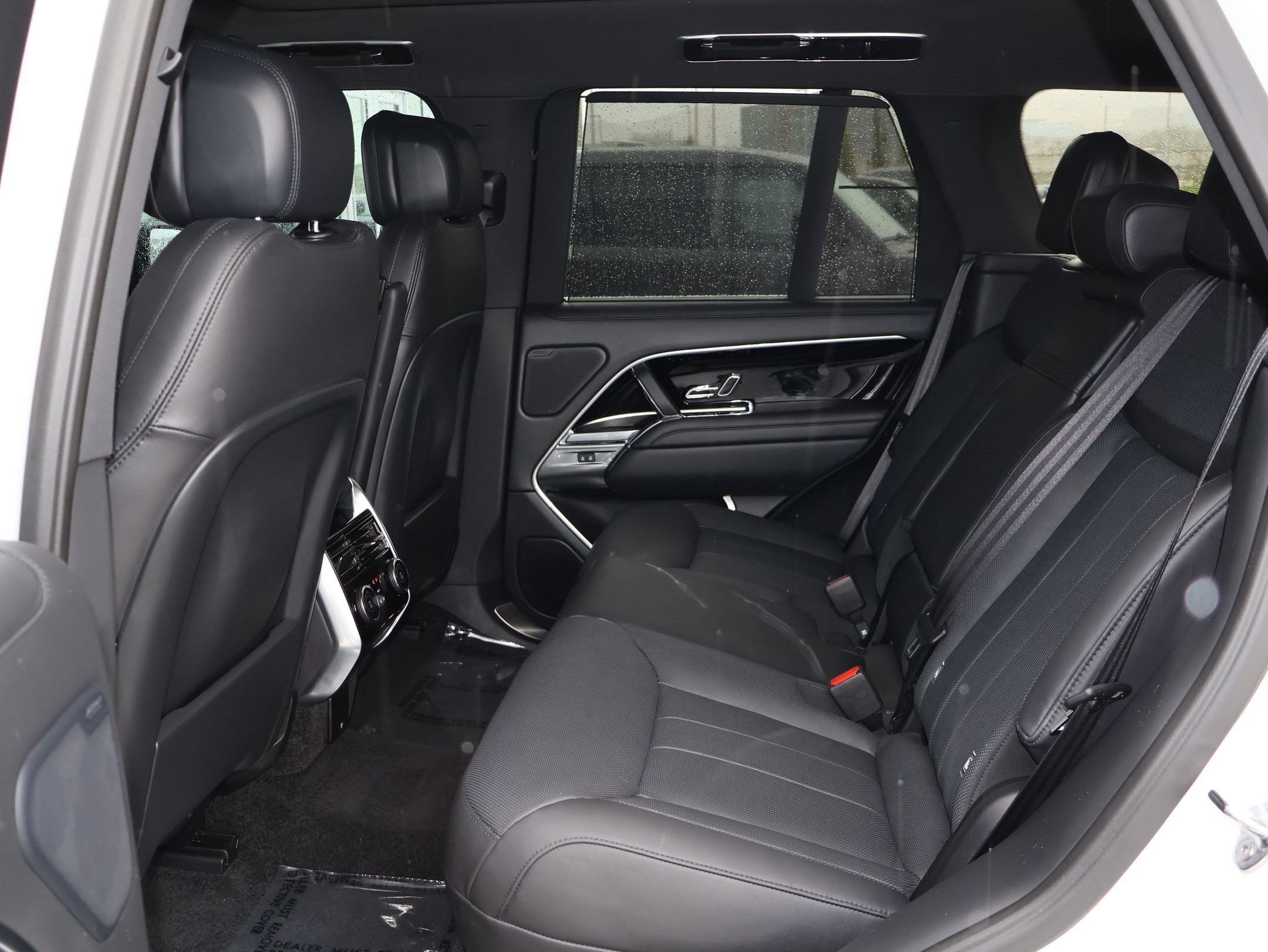 Certified 2023 Land Rover Range Rover SE AWD/4WD image 29