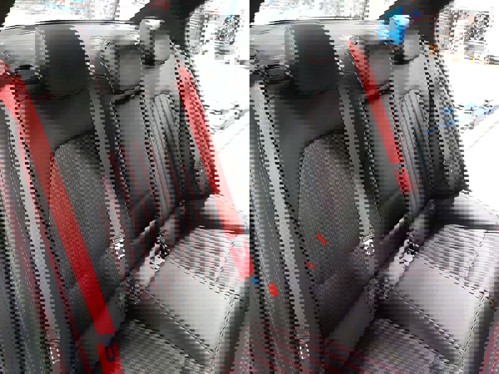 Used 2023 Genesis G70 2.0T w/ Sport Prestige Package image 12