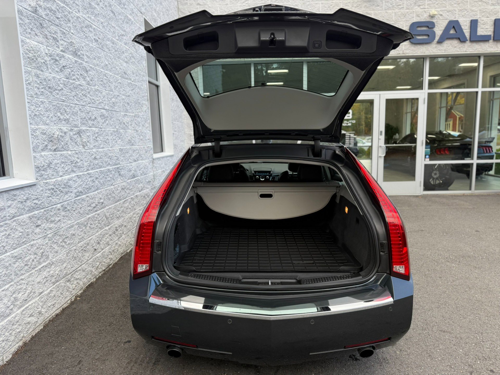 Used 2014 Cadillac CTS V image 28