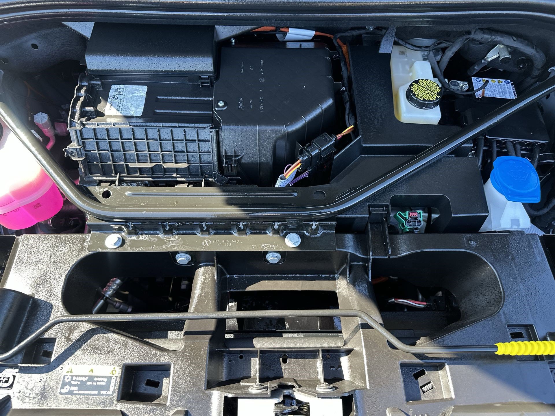 Used 2025 Volkswagen ID.4 Pro image 18