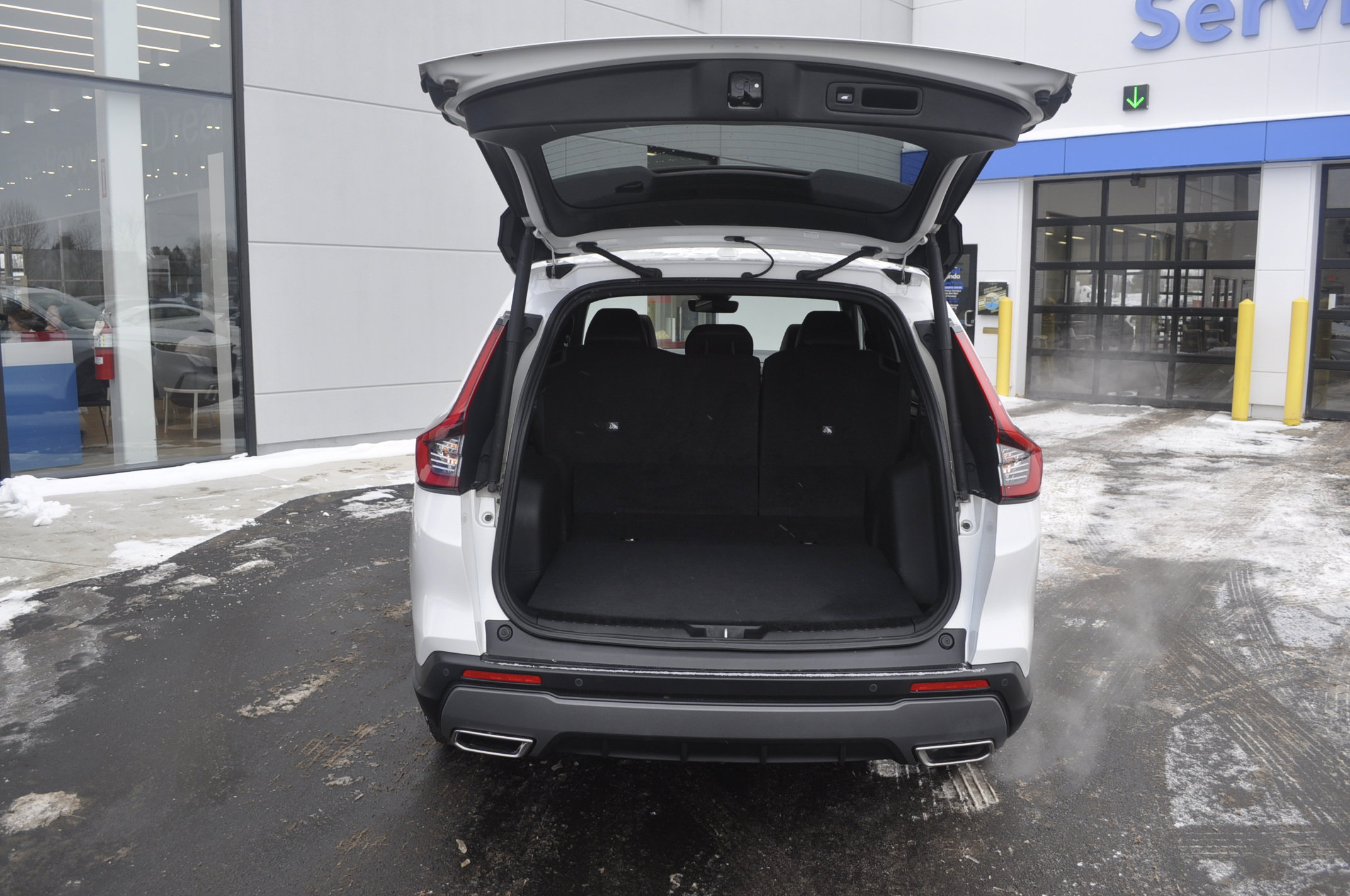 Certified 2023 Honda CR-V Sport Touring image 12