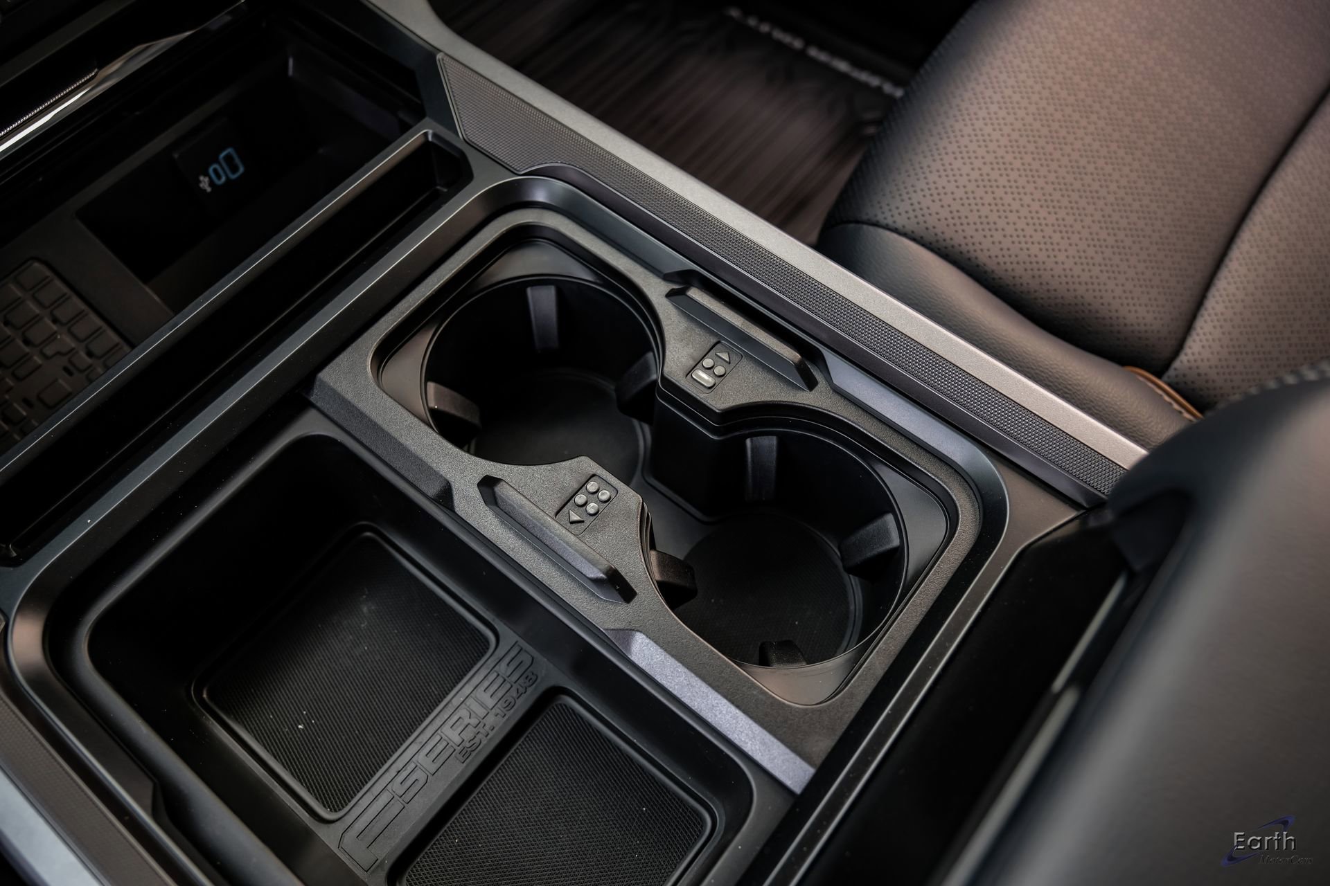 Used 2026 Ford F450 Lariat w/ FX4 Off-Road Package image 63