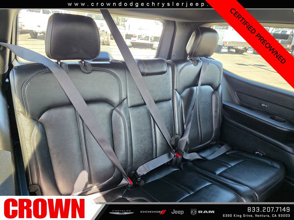 Certified 2024 Jeep Wagoneer Series II AWD/4WD image 15