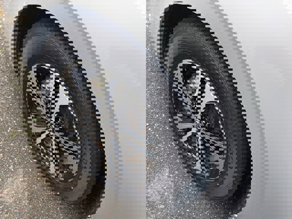 Used 2022 Nissan Sentra SV image 21