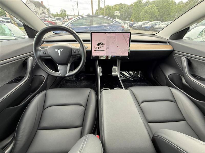 Used 2019 Tesla Model 3 Standard Range Plus RWD image 10