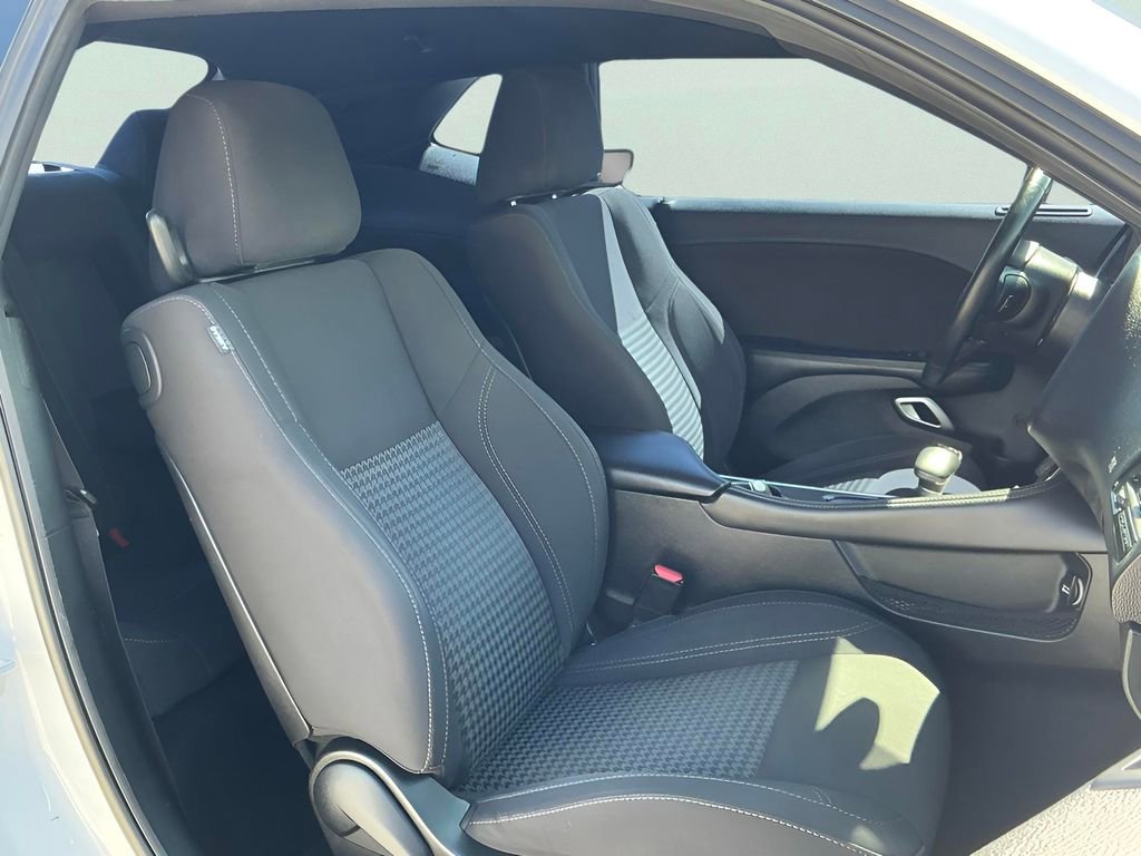 Used 2018 Dodge Challenger SXT image 16