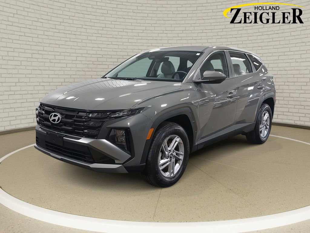Certified 2025 Hyundai Tucson SE video 1