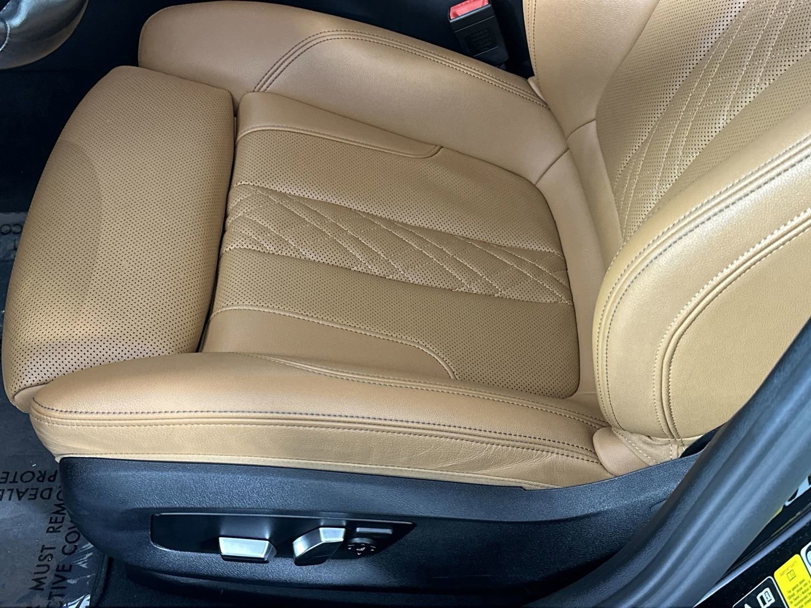 Used 2023 BMW 530i xDrive w/ Convenience Package AWD/4WD image 12