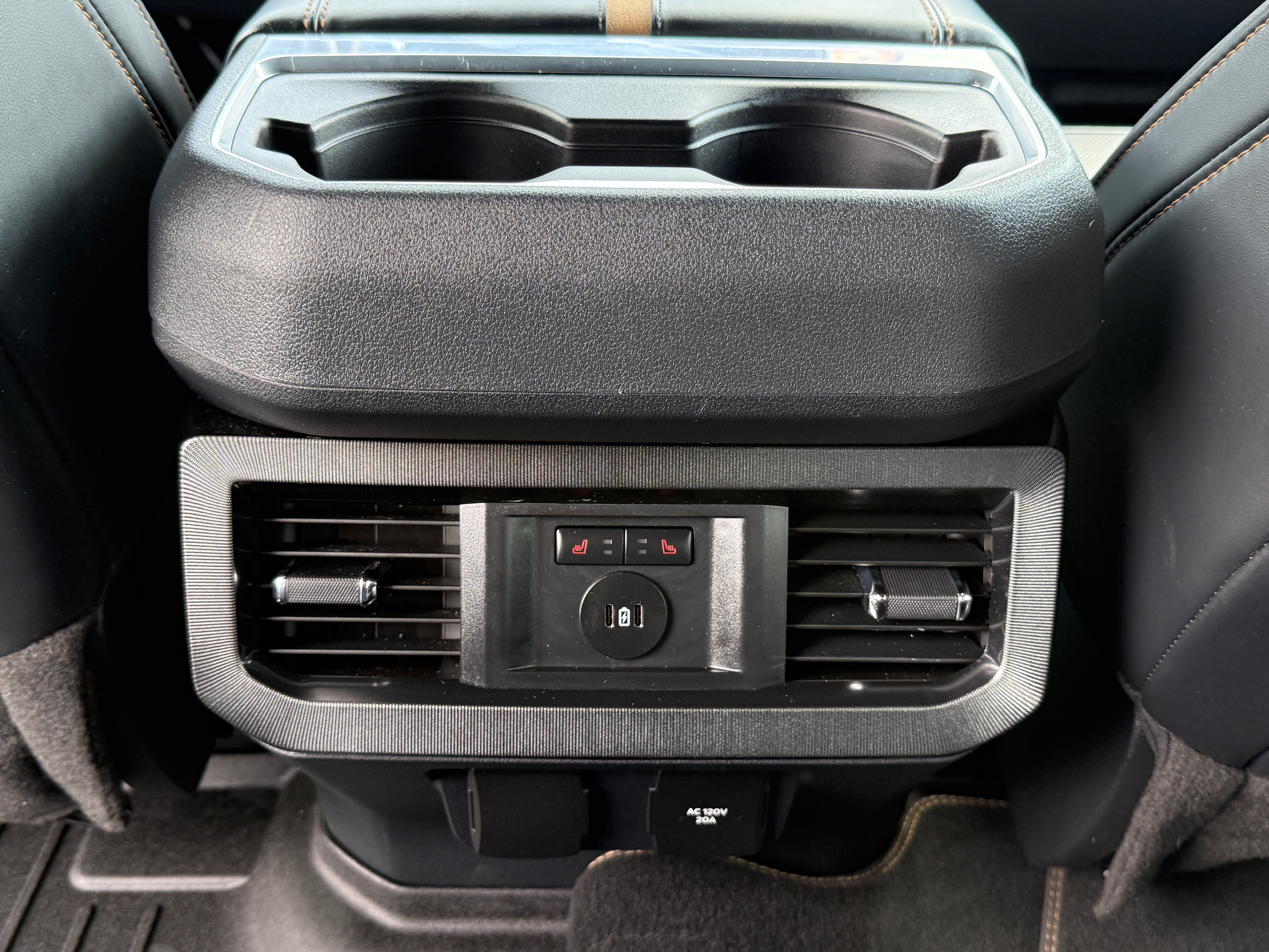 Used 2023 Ford F250 Platinum AWD/4WD image 17
