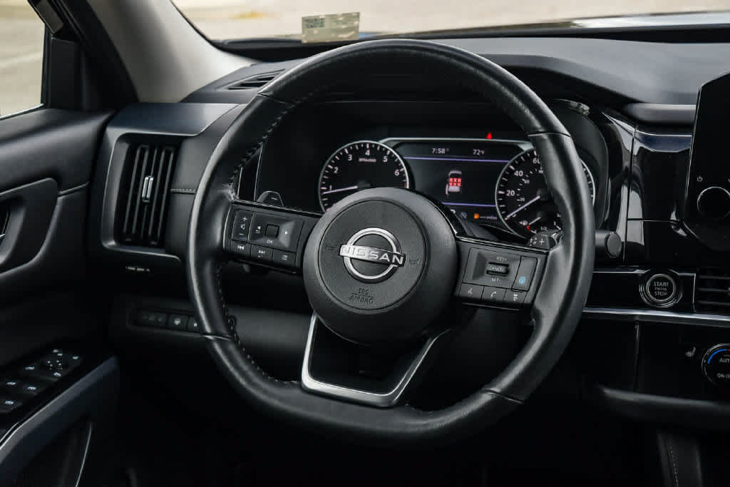 Used 2023 Nissan Pathfinder SL w/ Cargo Package FWD image 13