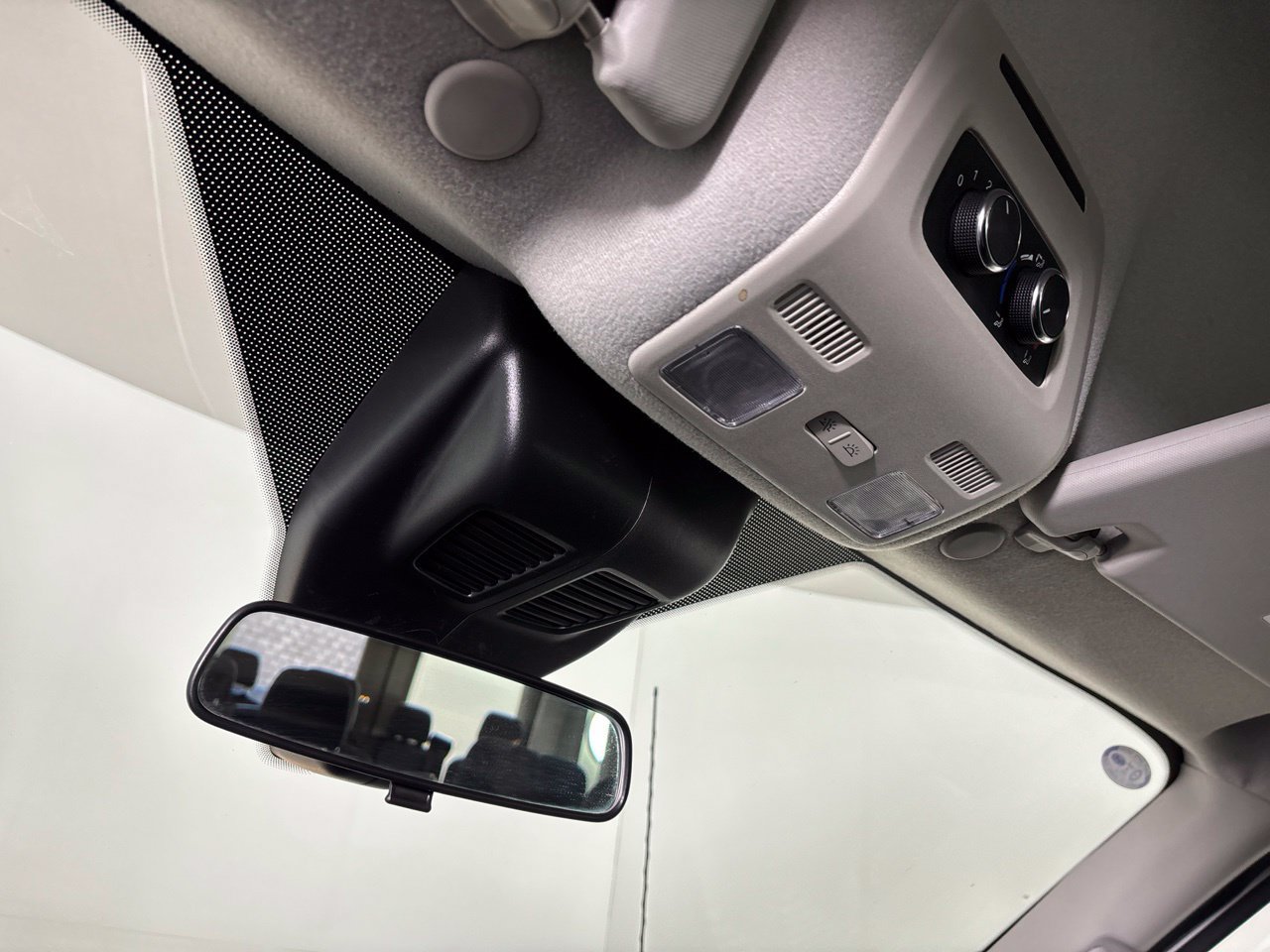 Used 2025 Ford Transit 350 XLT RWD image 15