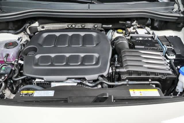 New 2026 Volkswagen Tiguan SE R-Line FWD image 35