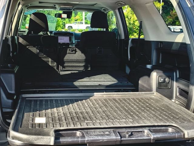 Used 2021 Toyota 4Runner SR5 RWD image 39