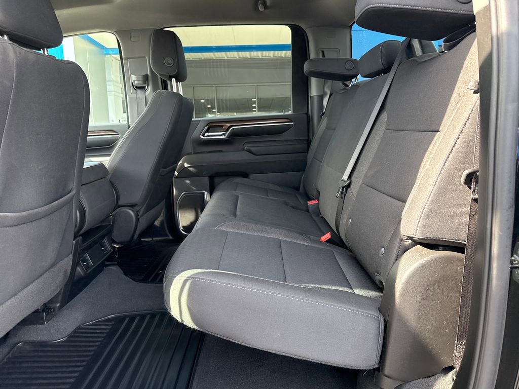 Used 2024 Chevrolet Silverado 2500 LT image 32