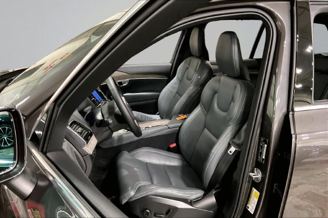 Certified 2024 Volvo XC90 T8 Ultimate w/ Protection Package Premier AWD/4WD image 28