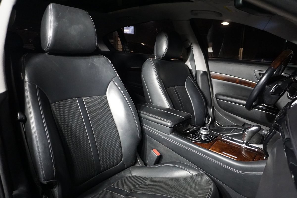 Used 2016 Kia K900 Luxury RWD image 19