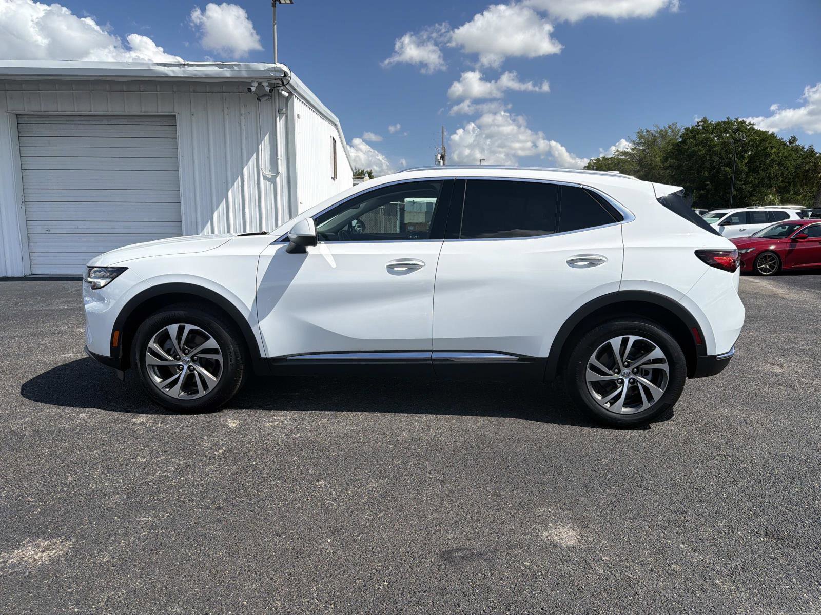 Used 2023 Buick Envision Essence image 6