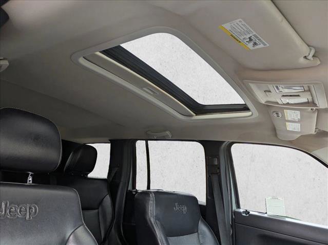 Used 2012 Jeep Liberty Limited Jet w/ Comfort/Convenience Group image 21