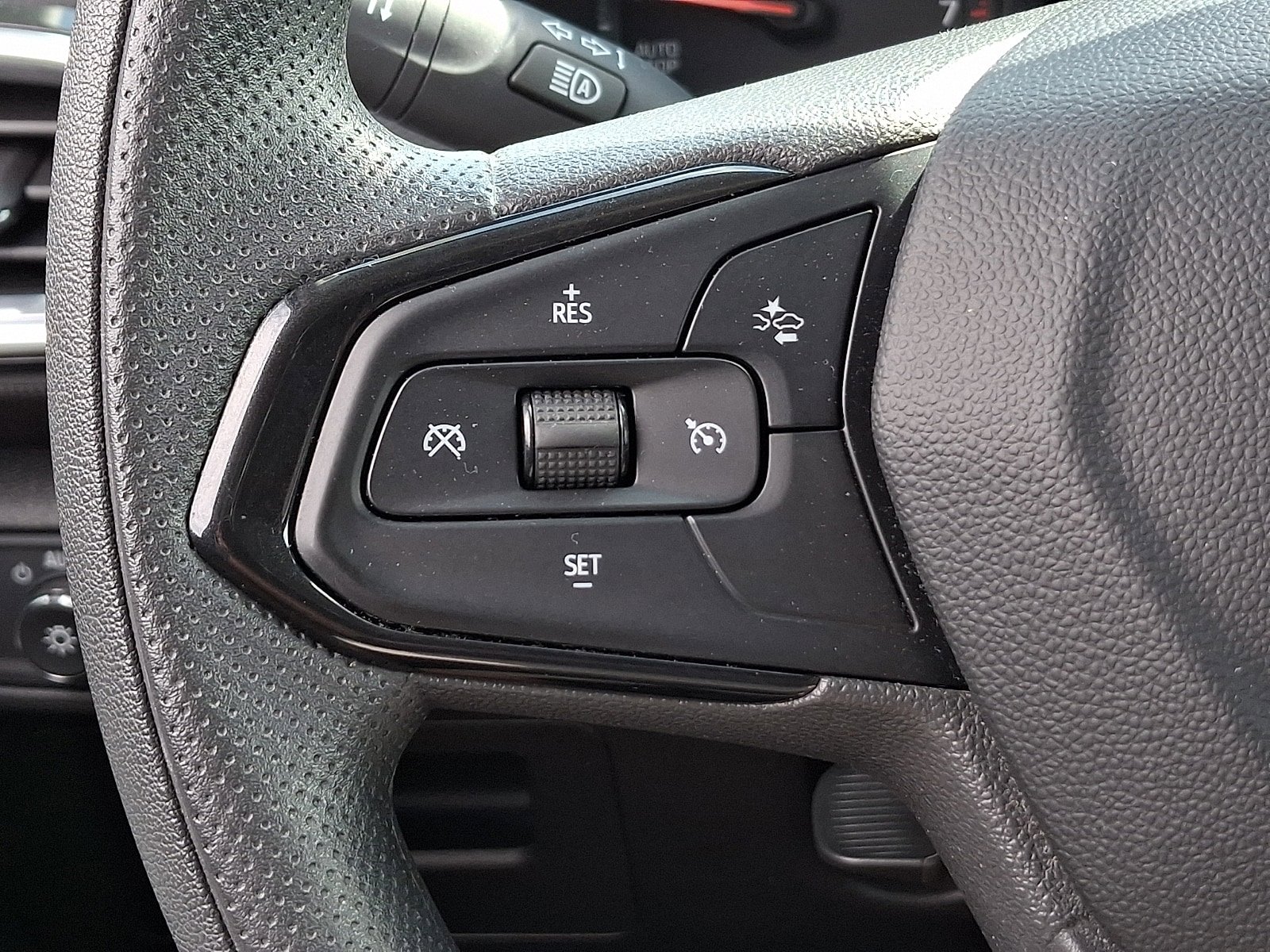 Certified 2023 Chevrolet TrailBlazer LT FWD image 21