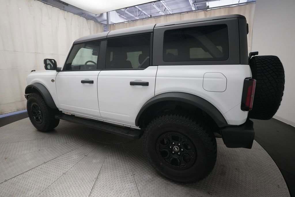 Used 2023 Ford Bronco Wildtrak AWD/4WD image 32